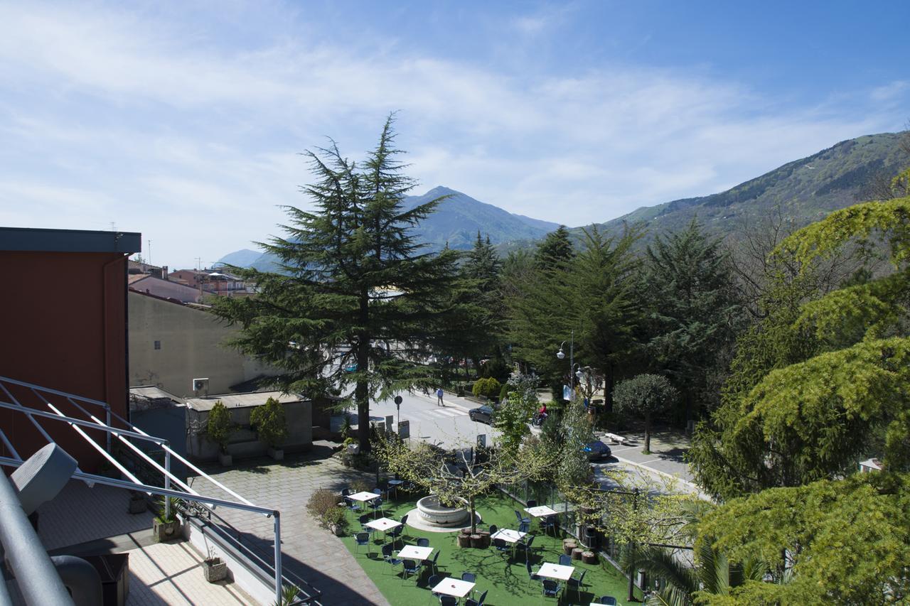 Ristorante Albergo Gerardo Di Masi Caposele المظهر الخارجي الصورة